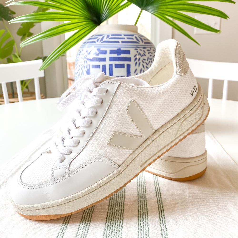 Veja V-12 Sneakers